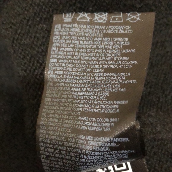 Esqualo Sweater Size Small Black Fuzzy Puff Sleeve Pullover - Picture 9 of 12